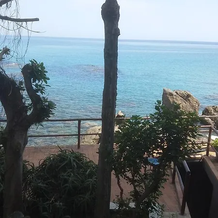 Adamo On The Sea Villa